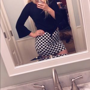 Black flare long sleeve